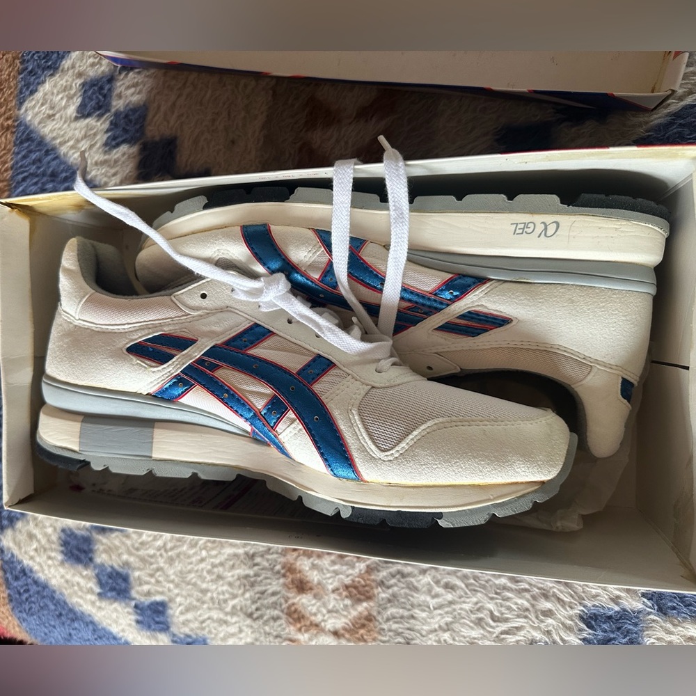 vintage asics gel men's sneakers GT-2